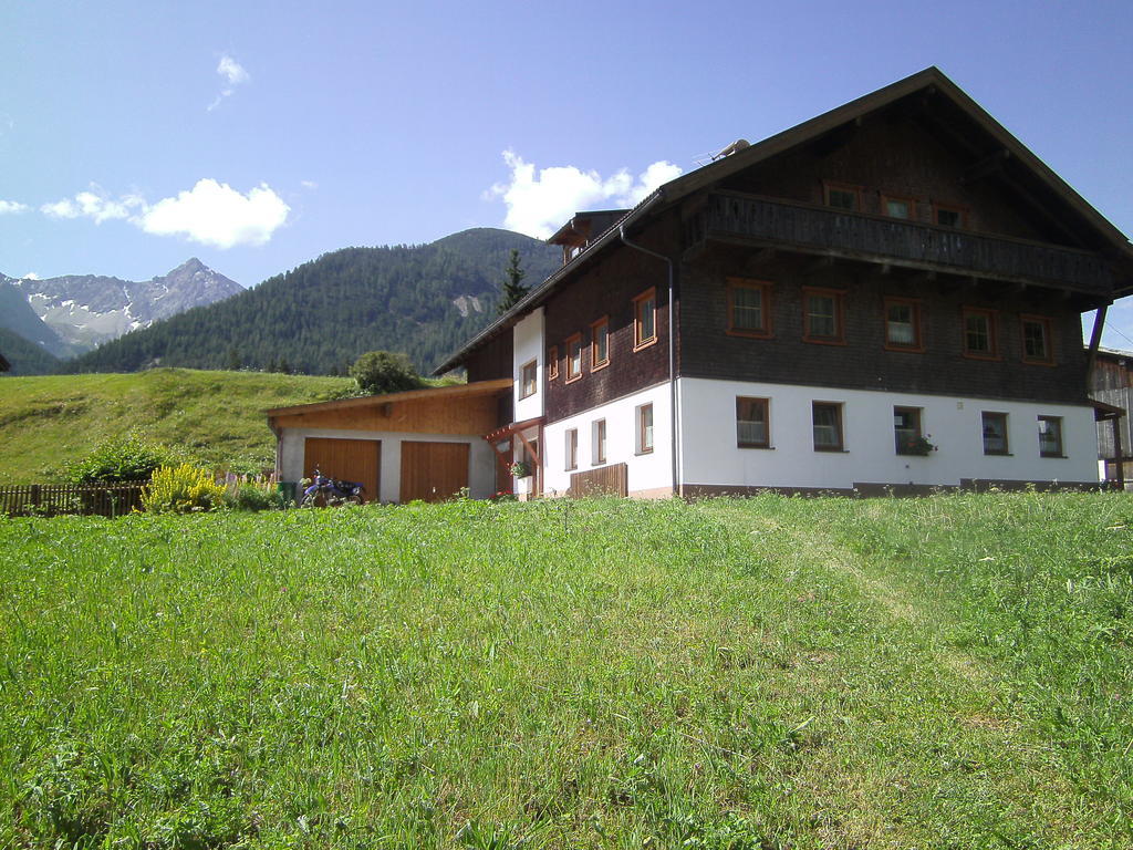 Ferienwohnung Gapp Elbigenalp Exterior photo