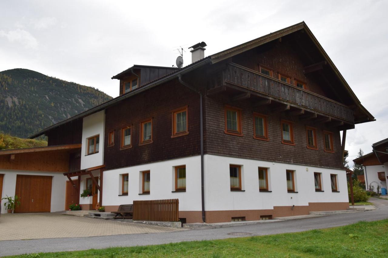 Ferienwohnung Gapp Elbigenalp Exterior photo